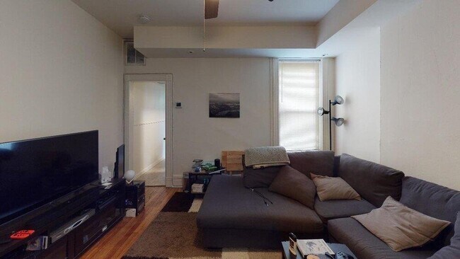 Foto del edificio - 1116 Hudson St