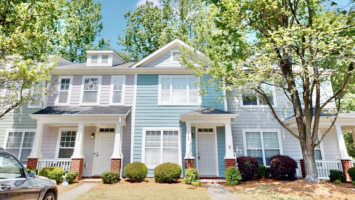 Primary Photo - 443 Hurston Circle
