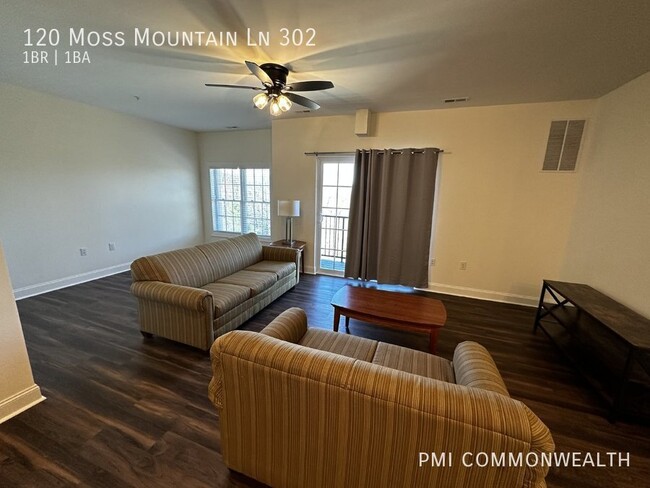 Building Photo - 1 Bed / 1 Bath Furnished Apartment with De...