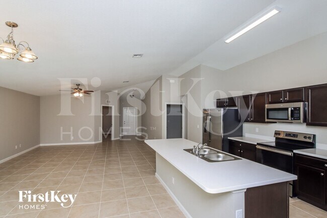 Foto del edificio - 530 Ortega St SE