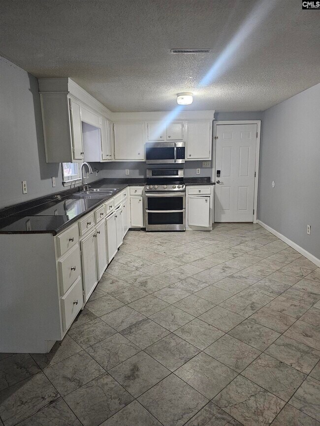 Building Photo - 3480 Ninety 6 Rd