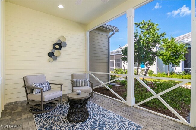 Building Photo - 7285 Saona CT