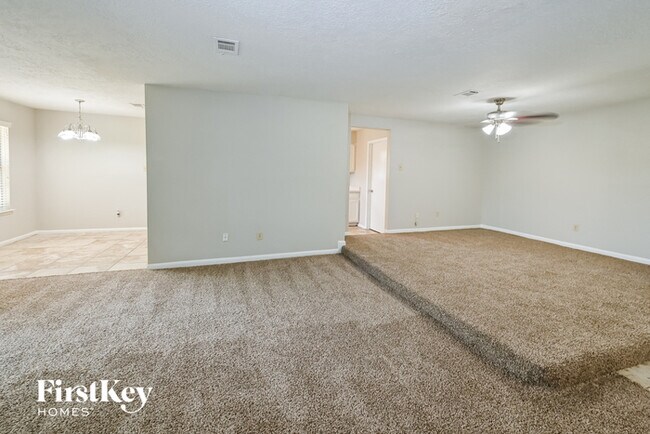 Foto del edificio - 7514 Blanco Pines Dr