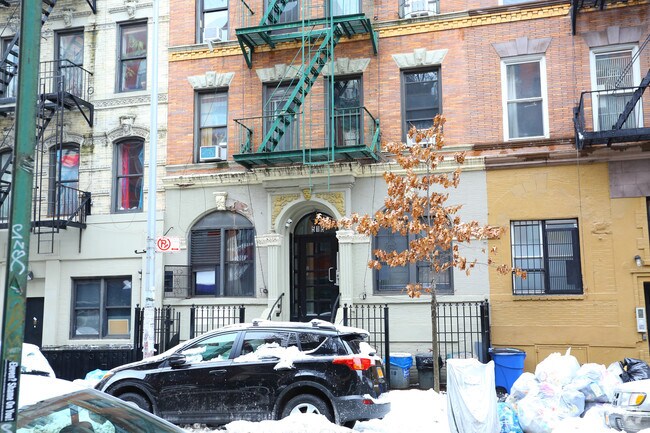 Building Photo - 516 East 12th Street