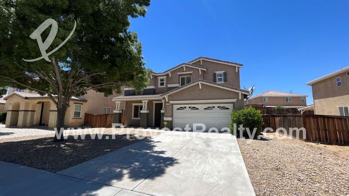 Primary Photo - Large 4 Bed, 2.5 Bath Hesperia Home!