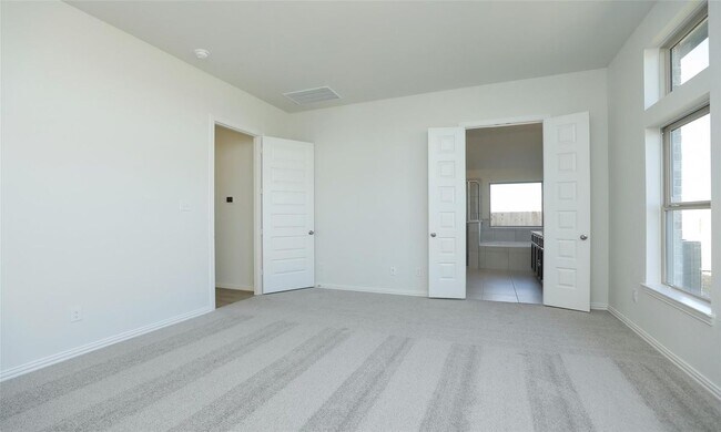 Foto del edificio - 427 Fields Forest Ln