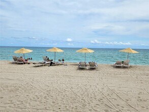 Building Photo - 3505 S Ocean Dr