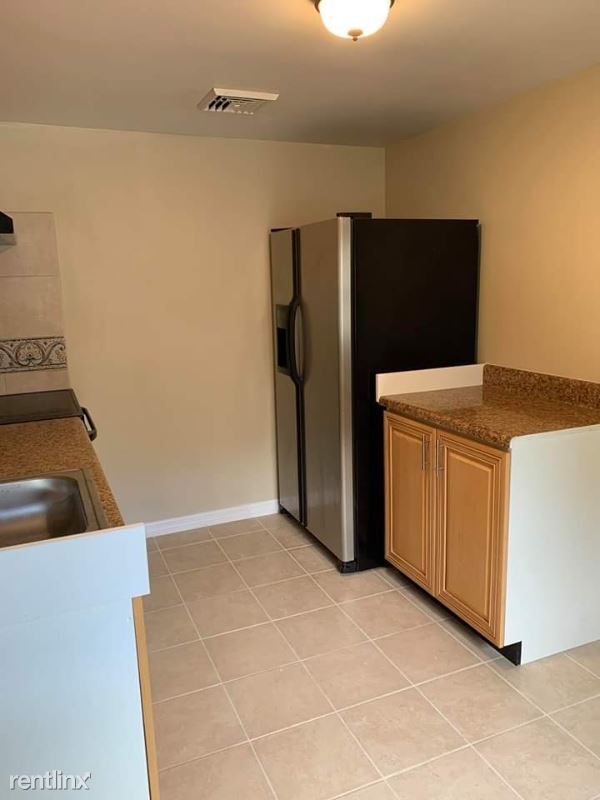 Building Photo - 3 br, 1 bath House - 2950 Dixie Ave