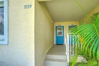 Building Photo - 5539 NE Gulfstream Way