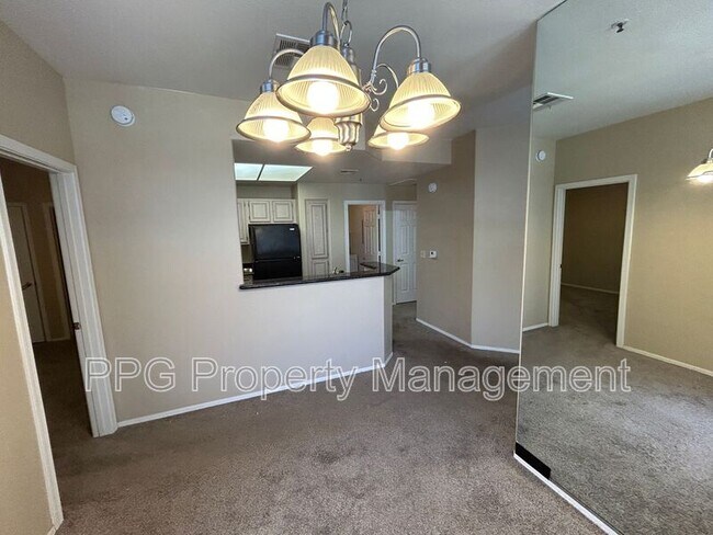 Building Photo - 11375 E Sahuaro Dr