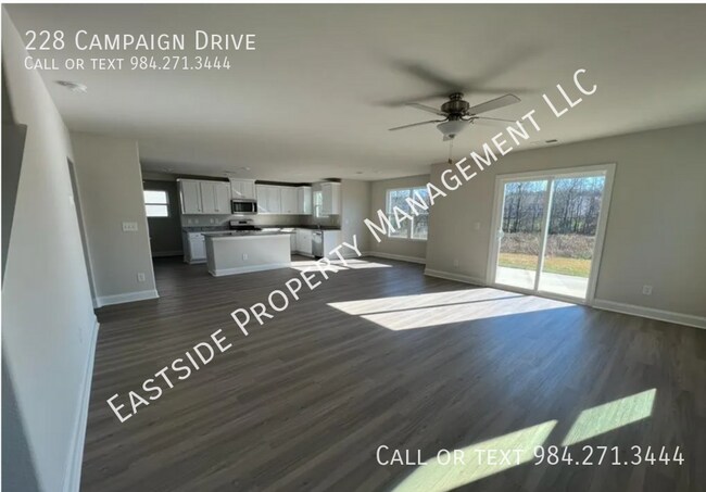 Foto del edificio - 228 Campaign Dr