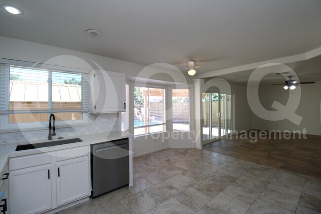 Foto del edificio - 137 W Leah Ct