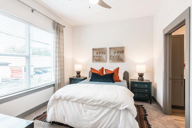 Guest Suite: Master Bedroom - Atlas Apartments at Germantown