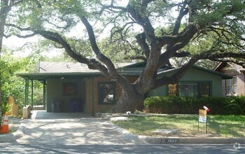 Building Photo - 1507 Travis Heights Blvd