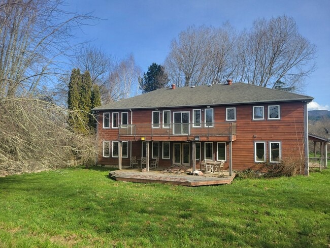 Building Photo - Coming Soon - Beautiful country living, large home with mother-in-law suite!