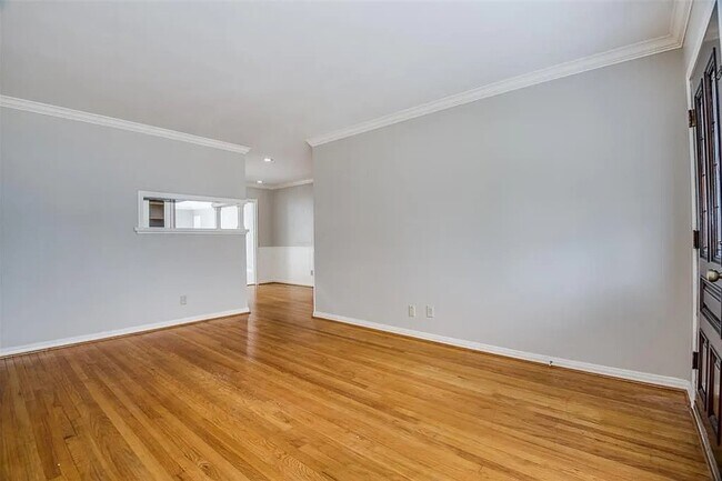 Foto del edificio - 2322 Ansbury Dr