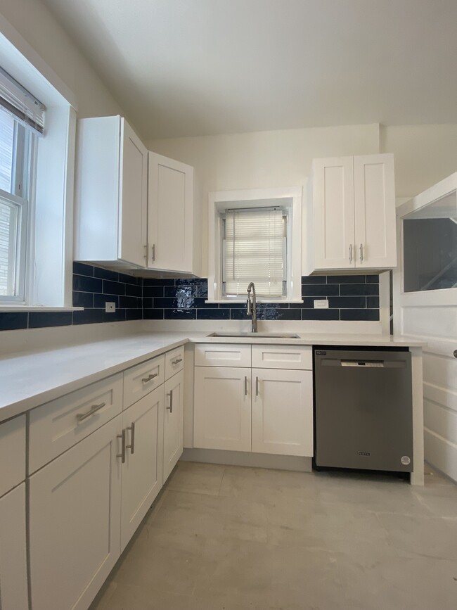 Foto del edificio - 2928 S Bonfield St