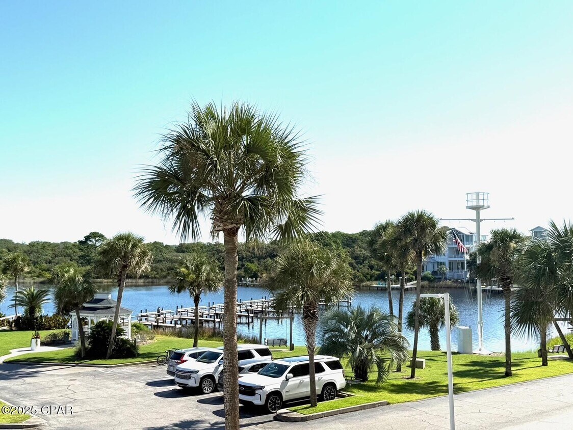 Foto principal - 23223 Front Beach Rd