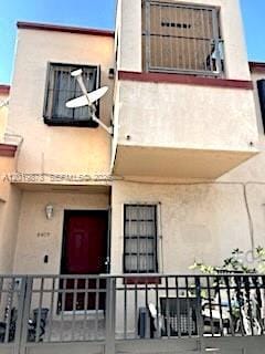 Building Photo - 2407 W 52nd Pl