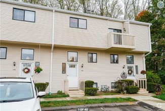 Building Photo - 202 Timber Ln