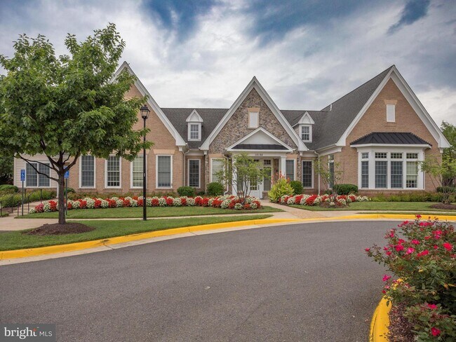 Foto del edificio - 12140 Garden Grove Cir