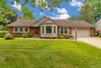 Building Photo - 36939 Heatherton Dr