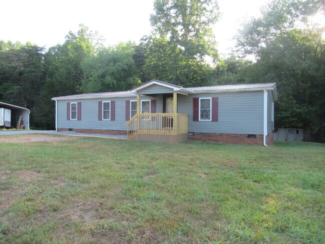 Building Photo - Move-In Ready 3-Bedroom Home in North Lincoln School District!