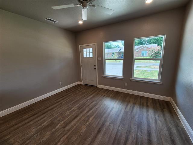 Foto del edificio - 3120 Hemphill St