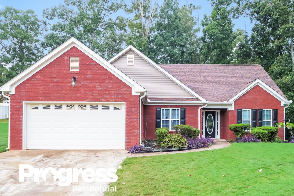 65 Chapman Way, Covington, GA 30016 House for Rent in Covington, GA