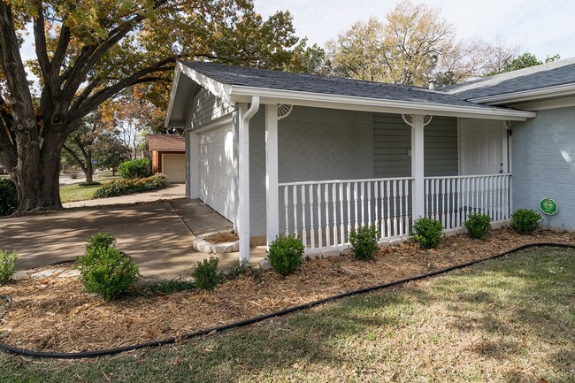 Foto del edificio - Beautiful Home in Arlington ISD.