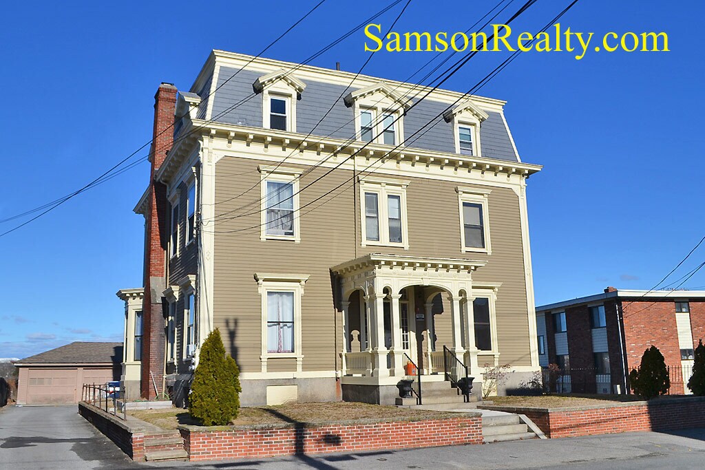 274 N Brow St Unit 3, East Providence, RI 02914 Condo for Rent in