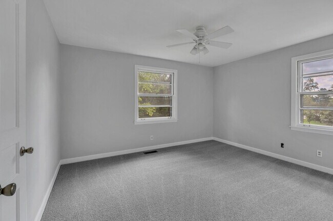 Foto del edificio - 314 Woodberry Dr