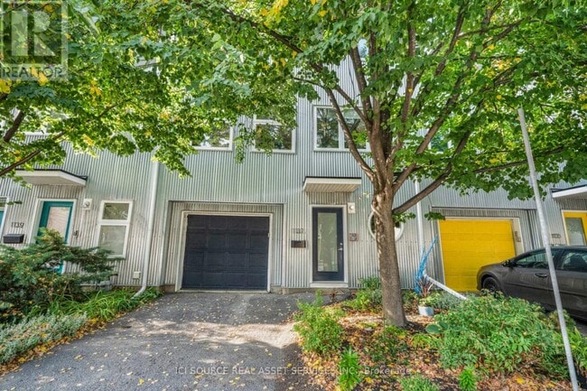 Building Photo - 1137 Gladstone Ave