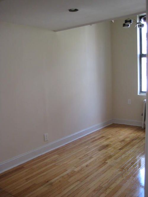 Building Photo - 57 W 90th St