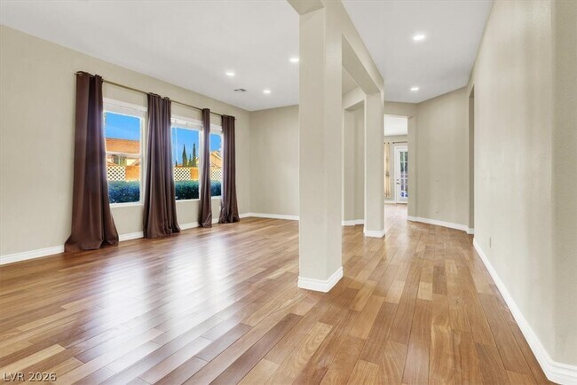 Foto del edificio - 1330 Coulisse St