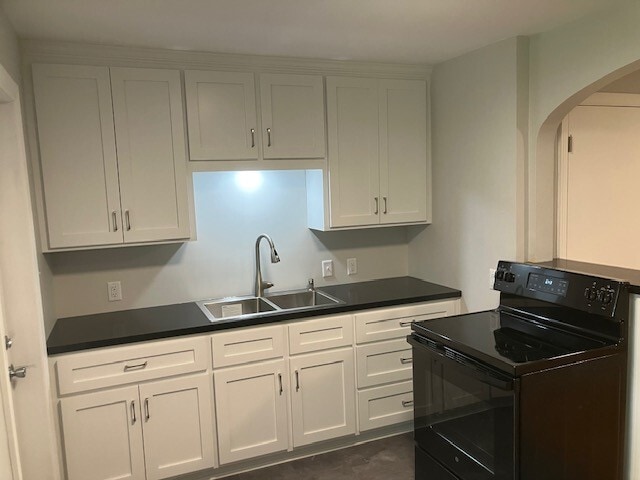 Building Photo - 306 Hamlin St