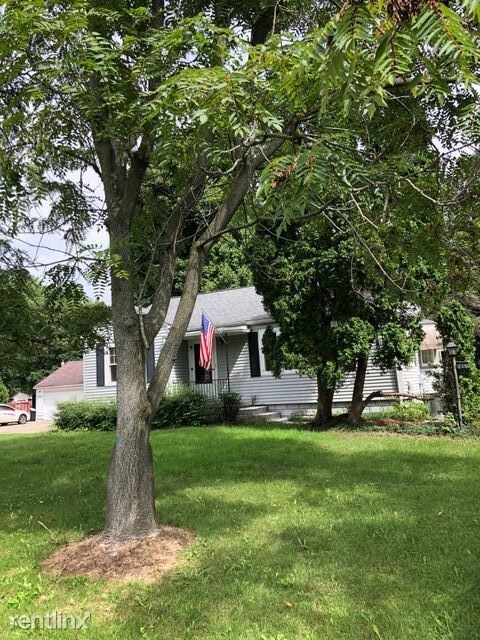 Primary Photo - 2 br, 1 bath House - 2380 Hemmeter Rd