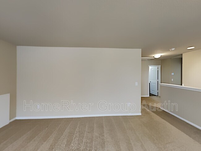 Building Photo - 15001 Jolynn St