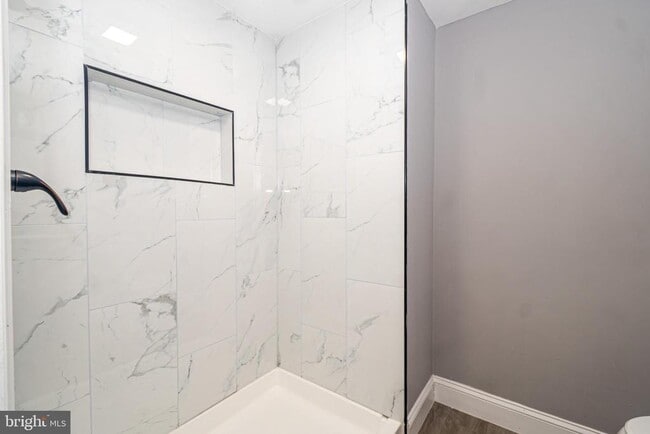 Building Photo - 3519 Kentucky Ave