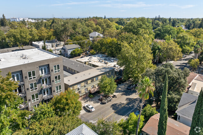 Aerial - Alexander's Place Apartments