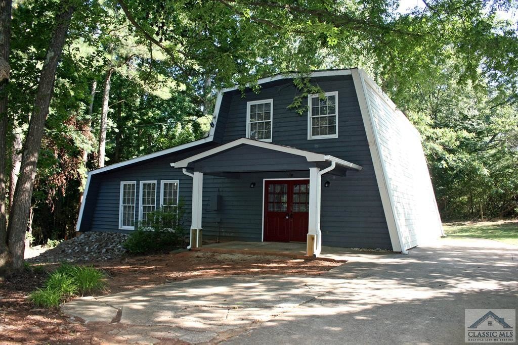 Primary Photo - 100 Hidden Hills Ln
