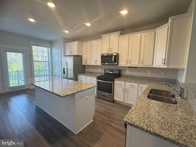 Foto del edificio - 2921 Osprey Way