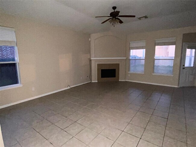 Building Photo - 5746 Ranch Prairie Tr
