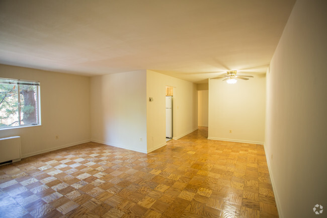 Interior Photo - Barbizon-Dalton Apartments