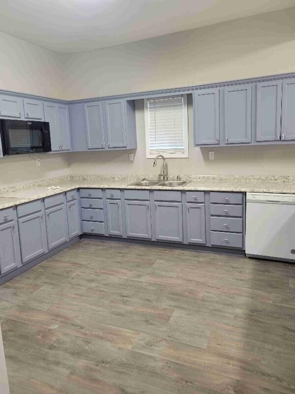 Building Photo - 141 Sivley Ave