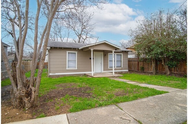 Foto del edificio - Don't Miss This Relaxing 3BR/1BA Home Near...