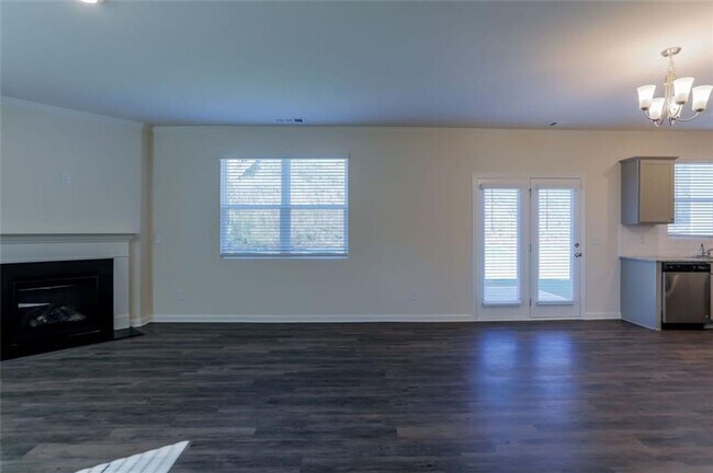 Building Photo - 5-Bedroom Craftsman in Sterling on the Lak...