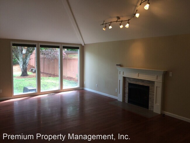 Building Photo - 3 br, 2 bath House - 644 Valleywood Drive SE
