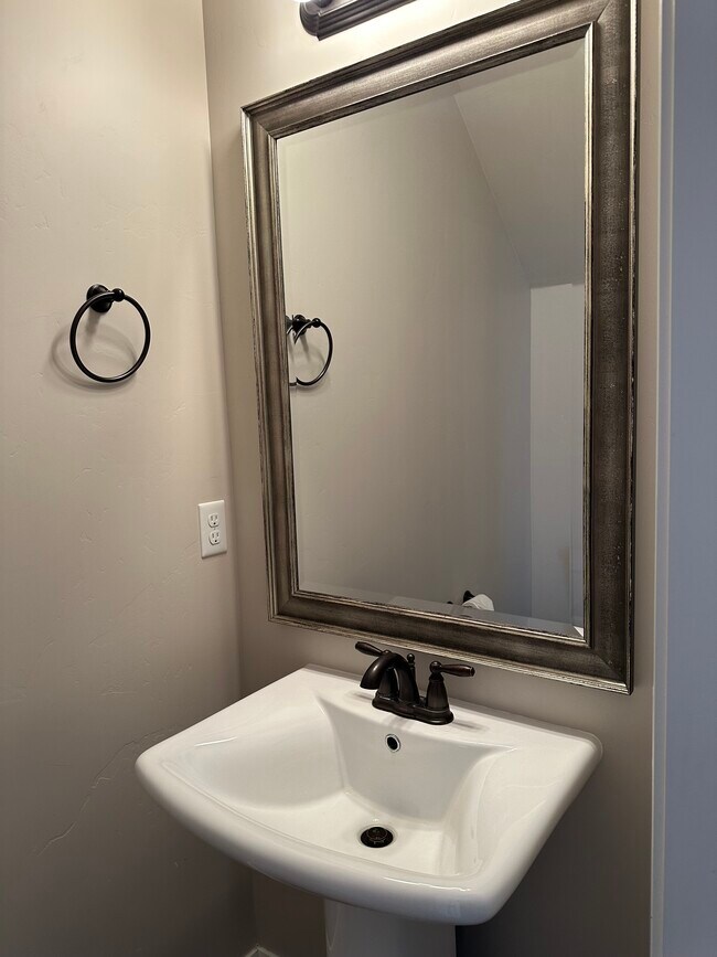 Foto del edificio - 3083 W 1750 S