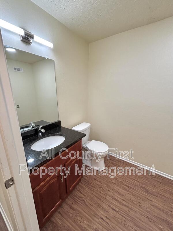 Foto del edificio - 3054 Destin Cir